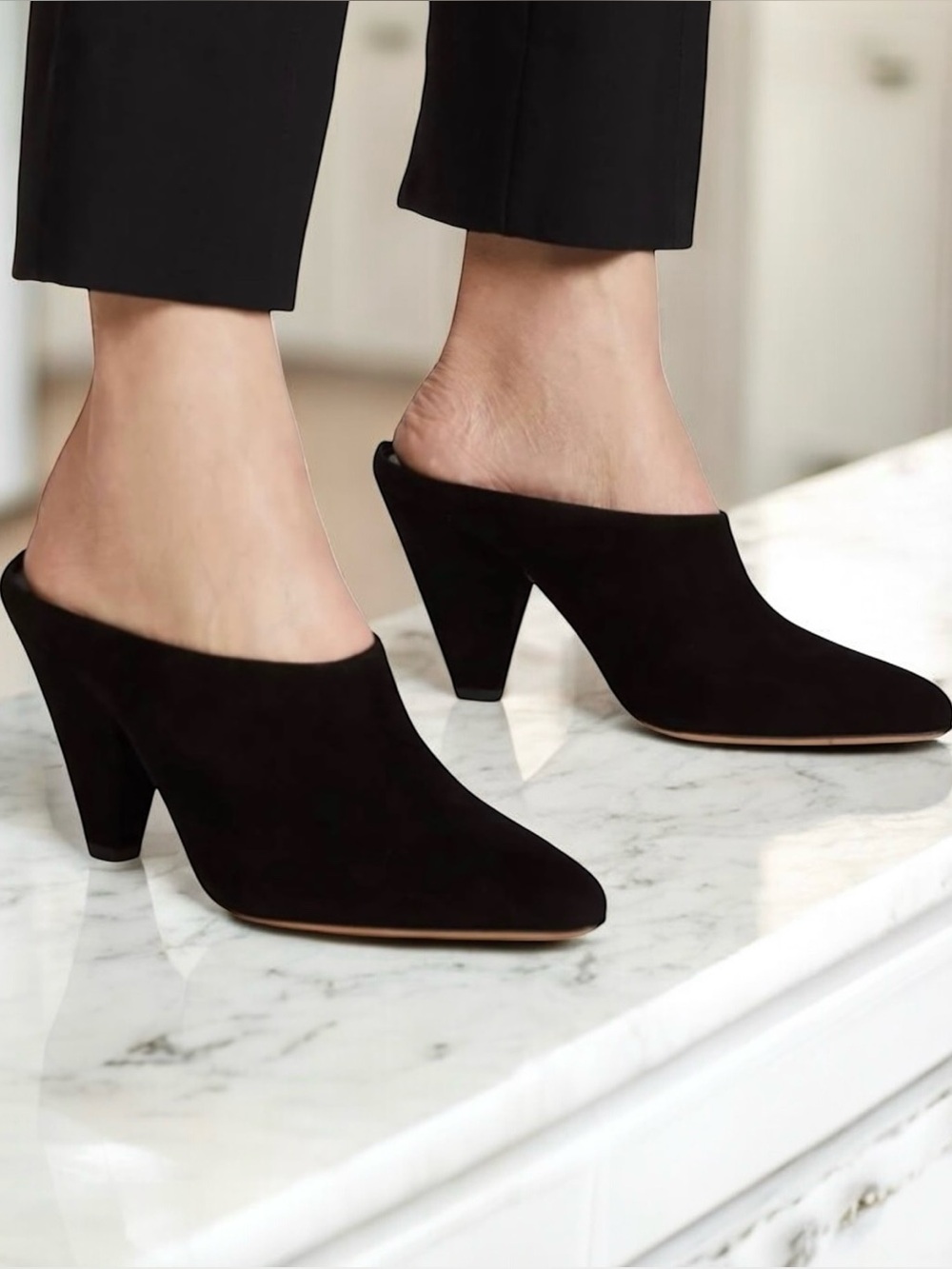 VINCE Emberly Mules Pumps Black Suede